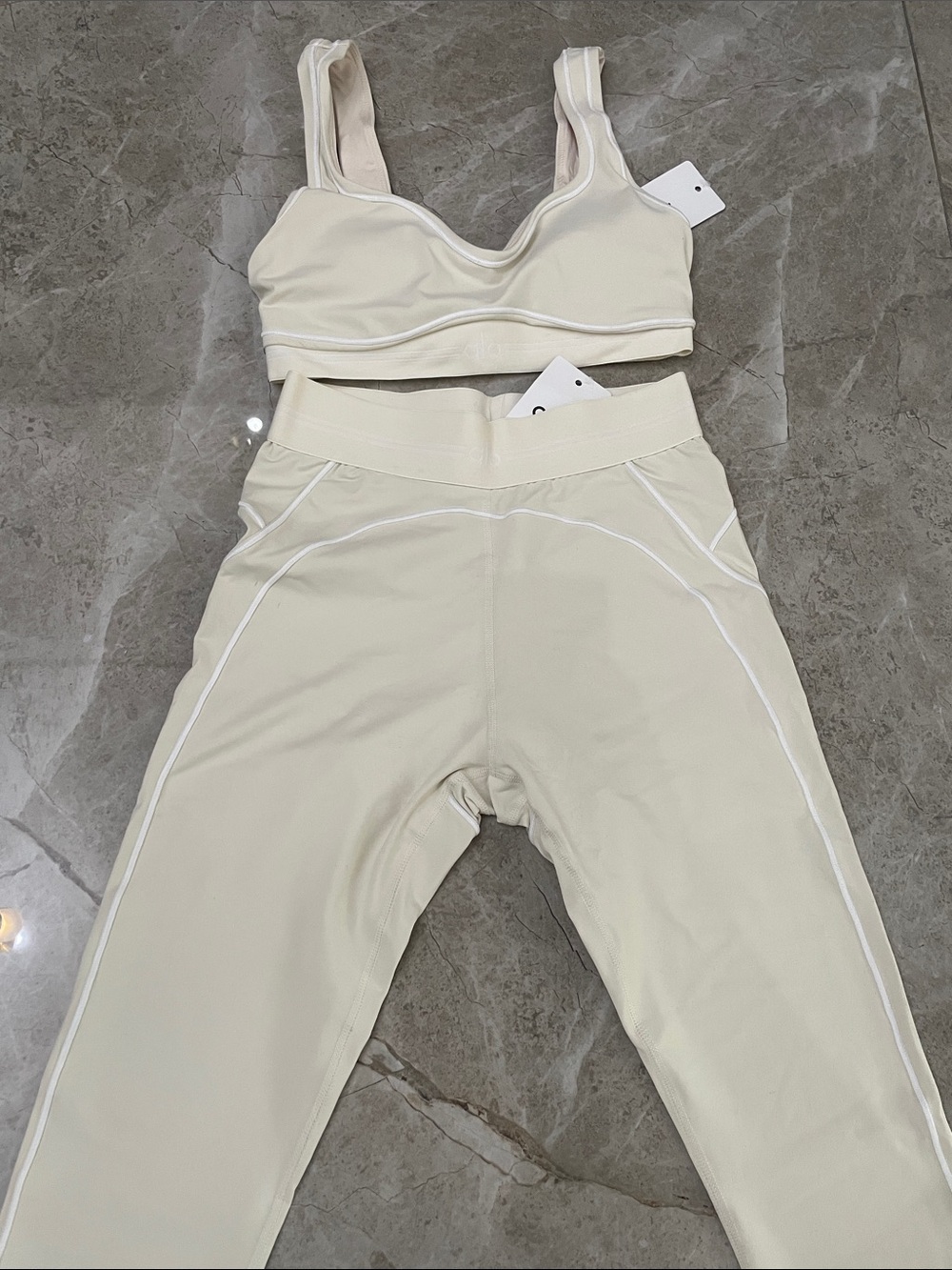 ALO Yoga Cream High-Rise Leggings & Matching Sports Bra Set